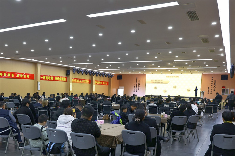 护航门店经营！甜啦啦12月饮品推介会火热签约